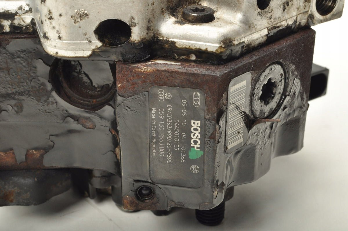 VOLKSWAGEN PHAETON 3.0 D INJECTION PUMP 059130755J