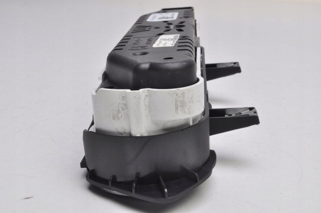 VOLKSWAGEN SCIROCCO III COUNTER CLOCKS UK 1K8919527 A2C87025700