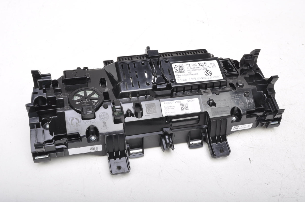 VOLKSWAGEN T-ROC 1.5 TSI COUNTER CLOCKS 17A920320B 23R