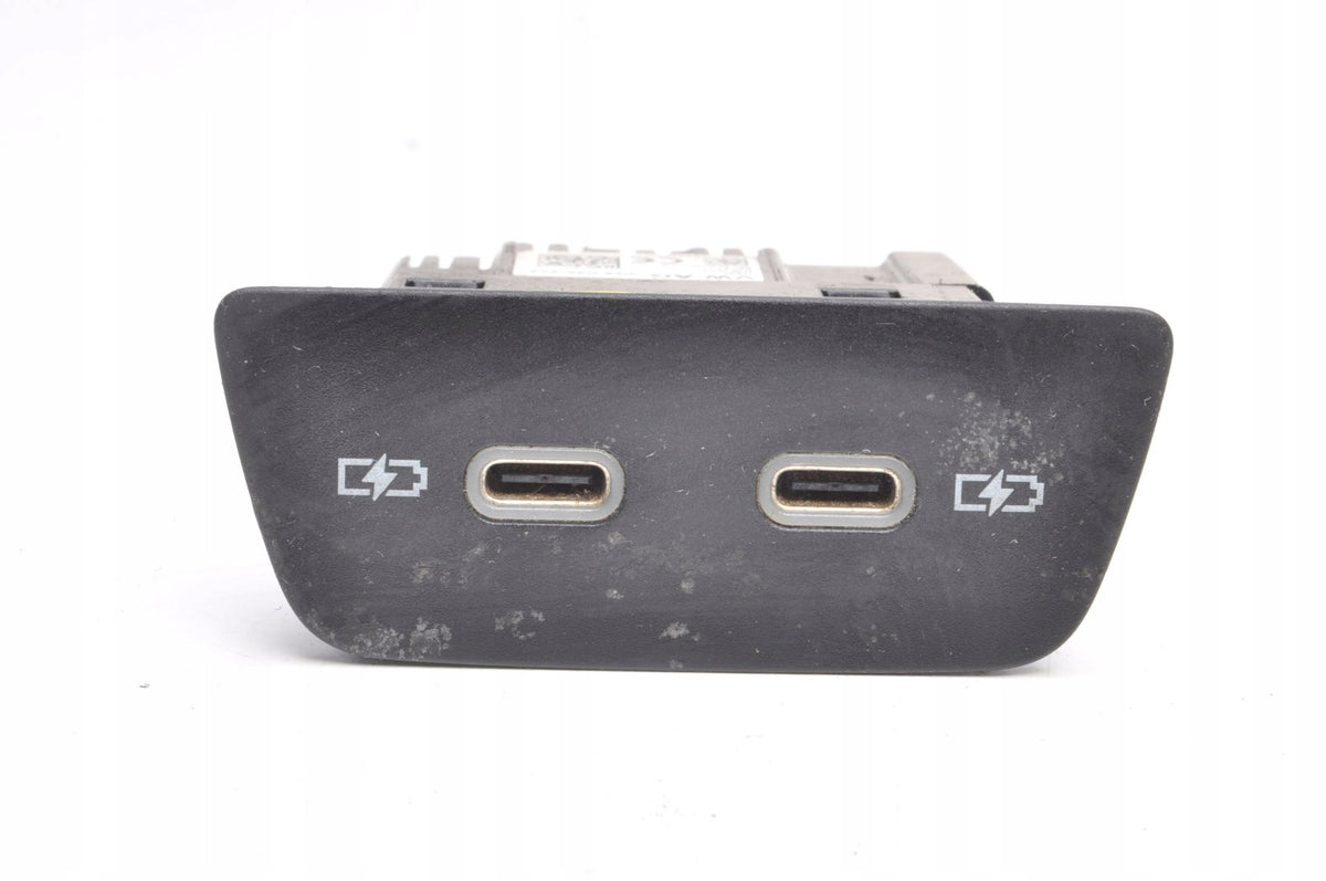 VOLKSWAGEN T-ROC GOLF VIII USB INPUT 21R 2G6035954