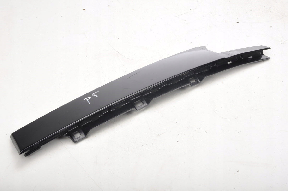 VOLKSWAGEN T-ROC POST COVER PLASTIC OUTER RIGHT REAR 2GA839902A
