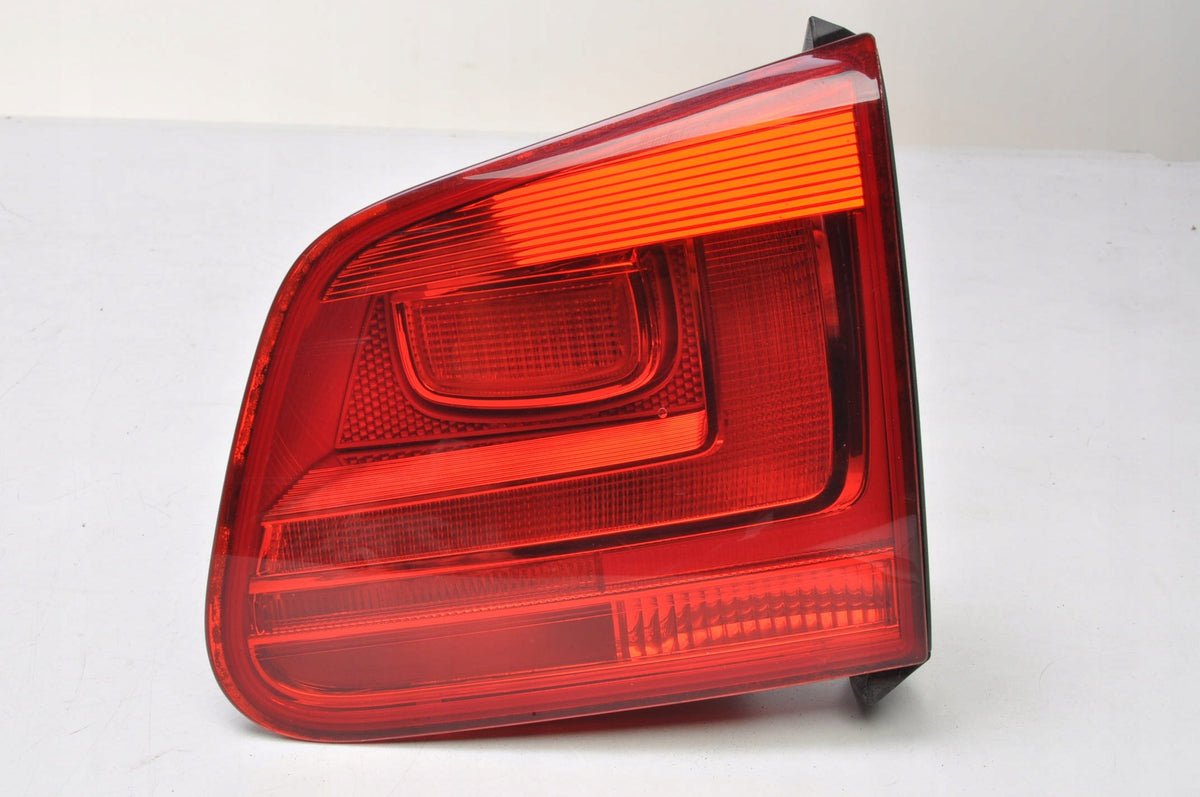 VOLKSWAGEN TIGUAN I LIFT LAMP RIGHT REAR FLAP