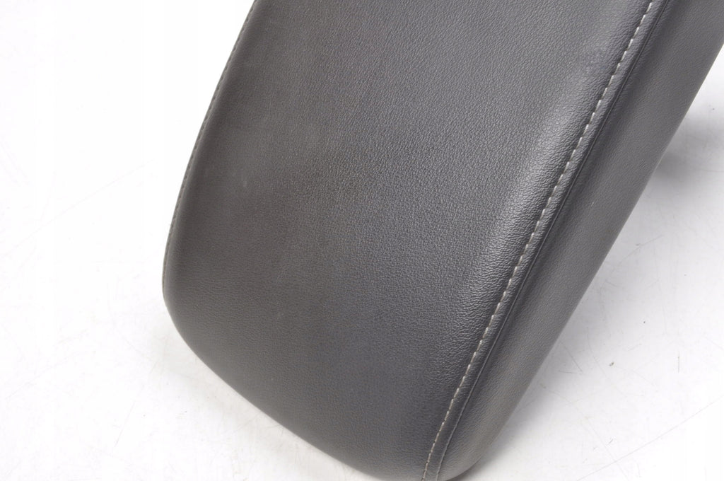 VOLKSWAGEN TIGUAN III ARMREST LEATHER 571864207A