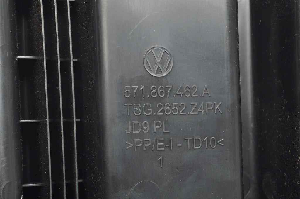 VOLKSWAGEN TIGUAN III TRUNK PLASTIC COVER 571867462A