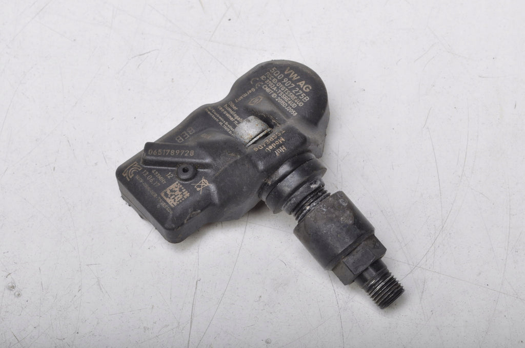 VOLKSWAGEN TIRE AIR PRESSURE SENSOR 5Q0907275B