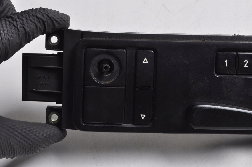 VOLKSWAGEN TOUAREG AND 7L SEAT ADJUSTMENT PANEL 7L6959765B
