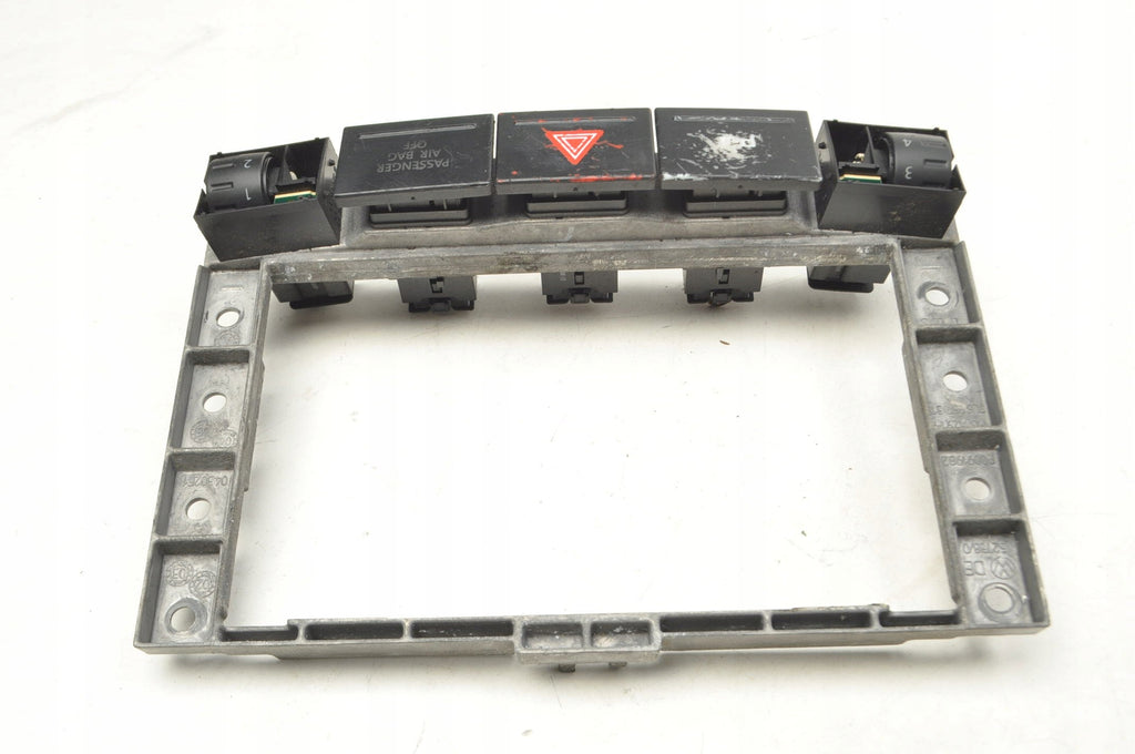 VOLKSWAGEN TOUAREG AND 7L SWITCH PANEL 7L6857318