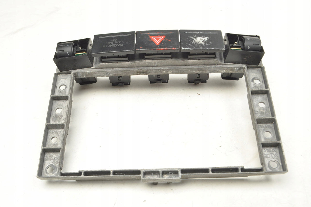 VOLKSWAGEN TOUAREG AND 7L SWITCH PANEL 7L6857318