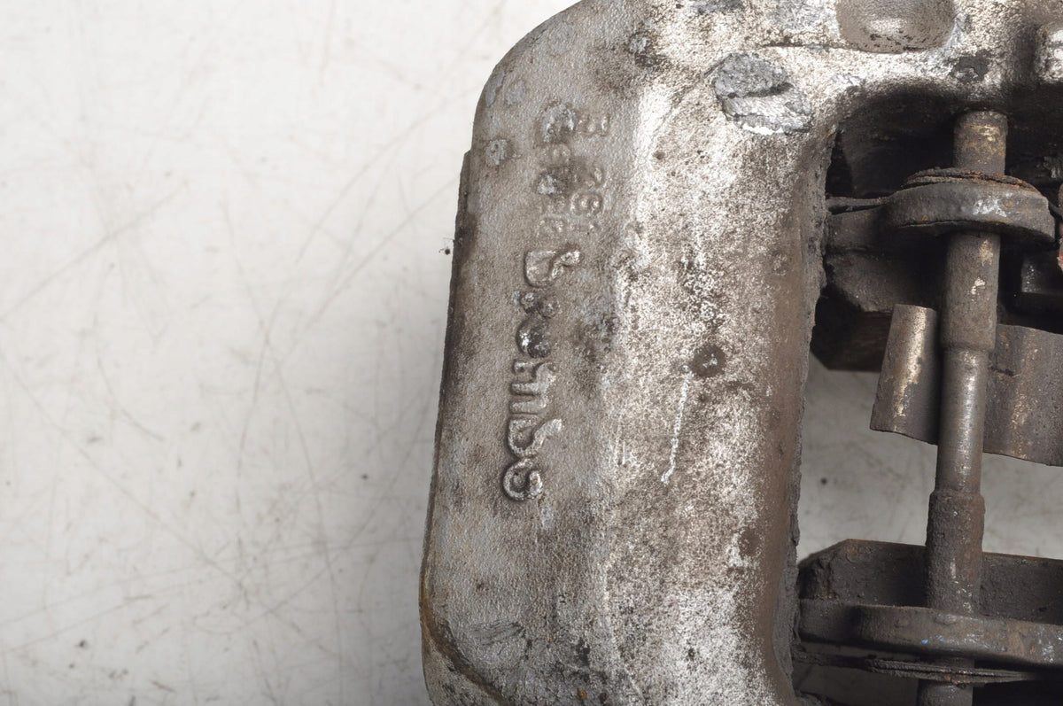 VOLKSWAGEN TOUAREG AND BRAKE CALIPER RIGHT REAR