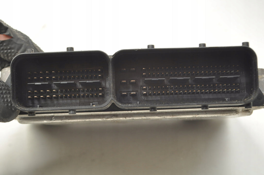 VOLKSWAGEN TOUAREG I 7L 5.0 V10 TDI COMPUTER ENGINE CONTROLLER 070906016BC