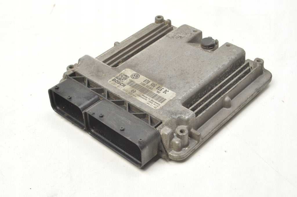 VOLKSWAGEN TOUAREG I 7L 5.0 V10 TDI COMPUTER ENGINE CONTROLLER 070906016BC