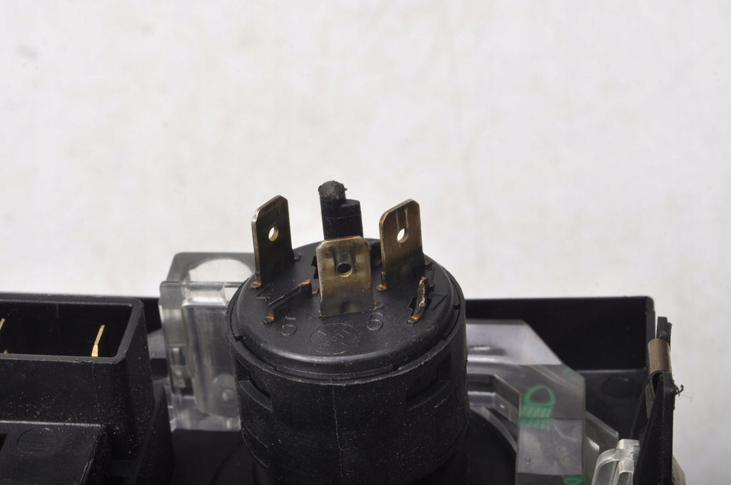 VOLVO 460 LIGHT SWITCH EUROPE