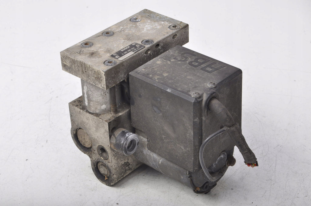 VOLVO 940 2.3 T PUMP ABS 0265205010 3530871