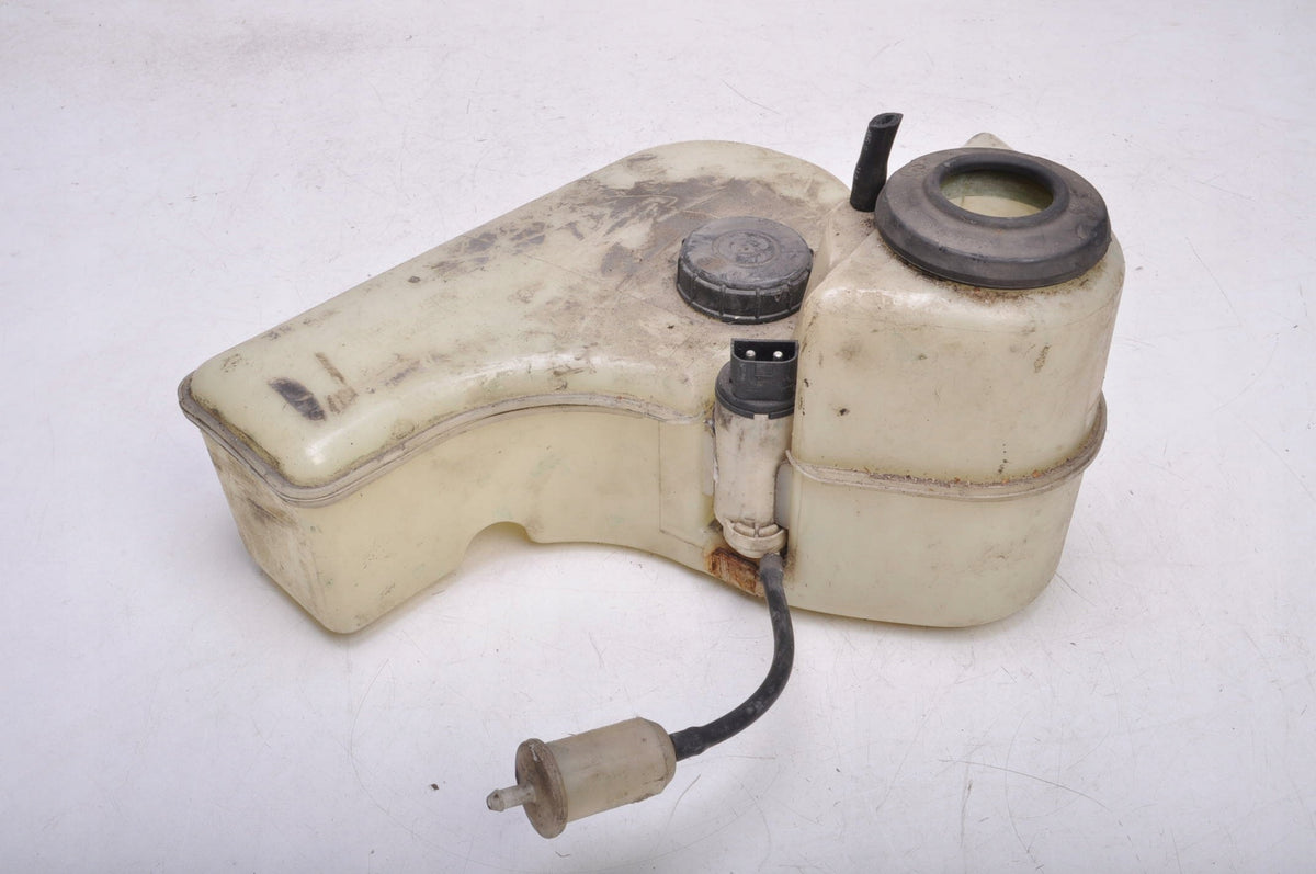 VOLVO 940 WASHER RESERVOIR 1369857