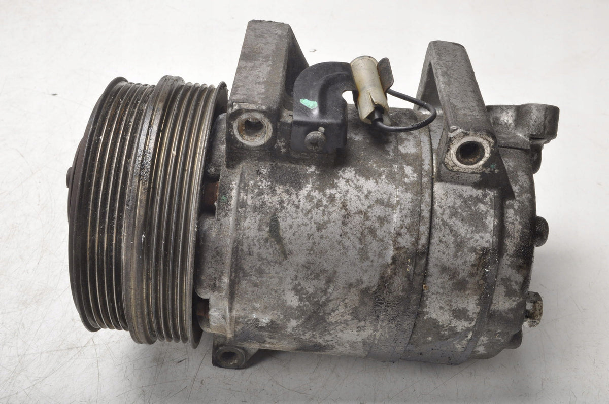 VOLVO C30 2.5 T5 AIR CONDITIONING COMPRESSOR P31308257