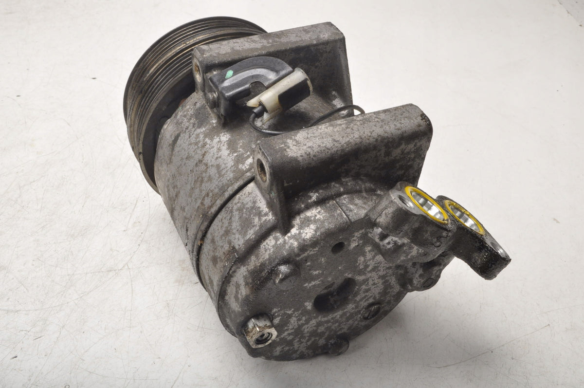 VOLVO C30 2.5 T5 AIR CONDITIONING COMPRESSOR P31308257