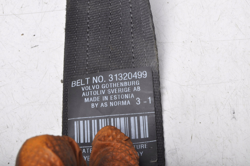 VOLVO C30 BELT RIGHT FRONT 31320499