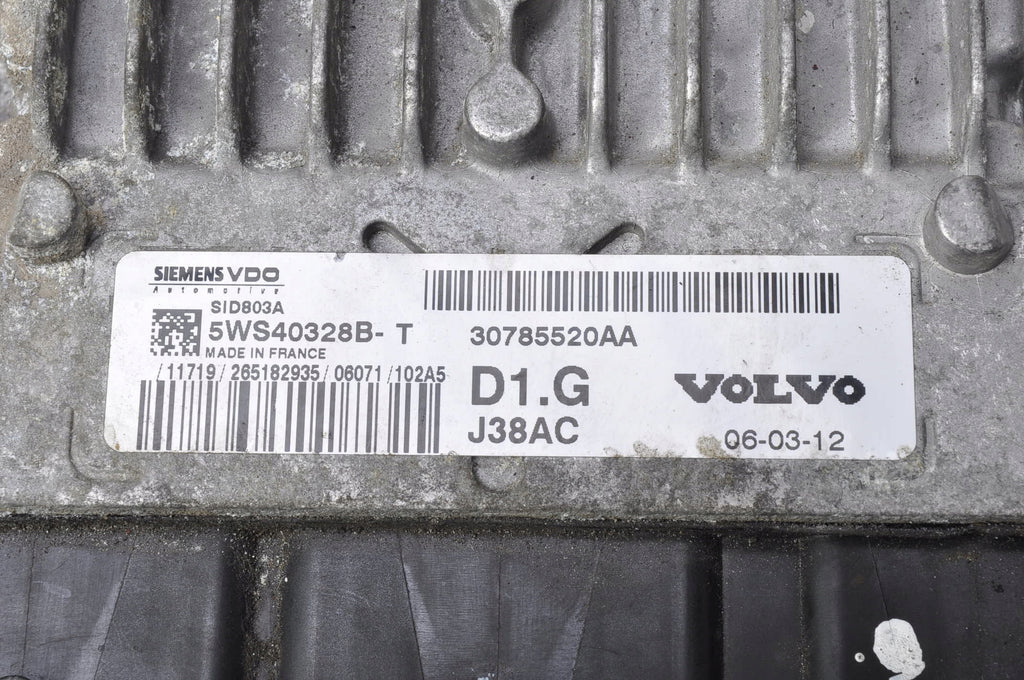 VOLVO C30 C70 S40 II V50 2.0 D COMPUTER ENGINE DRIVER 30785520