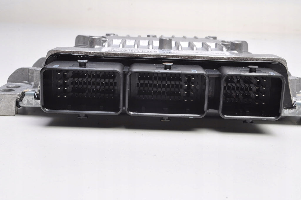 VOLVO C30 C70 S40 II V50 2.0 D COMPUTER ENGINE DRIVER 36002258