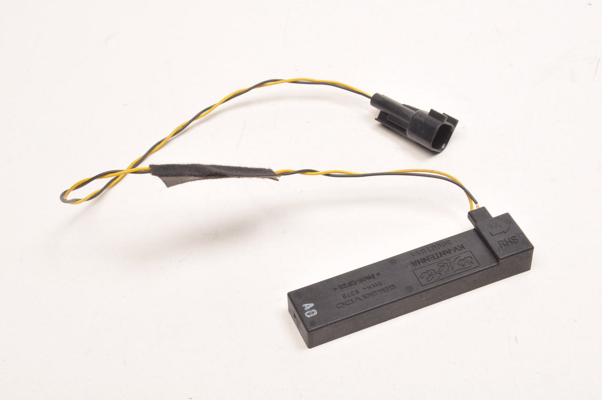 VOLVO C30 C70 S40 II V50 ANTENNA AMPLIFIER 30667811