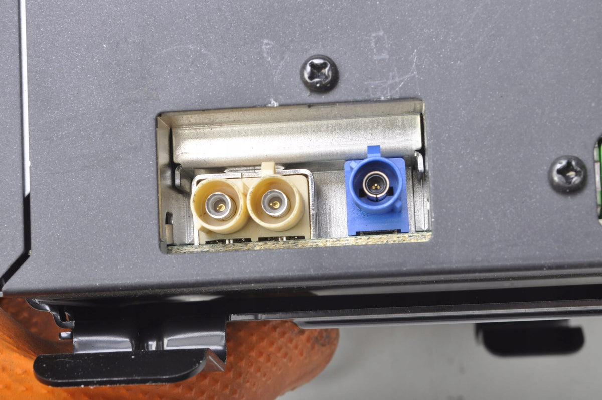 VOLVO C30 C70 S40 II V50 NAVIGATION PLATE READER 31285437