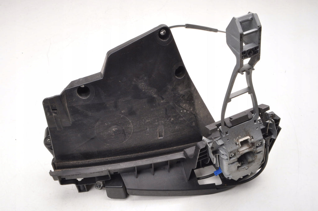 VOLVO C30 DOOR LOCK LEFT FRONT 30753658 EUROPE 10 PIN