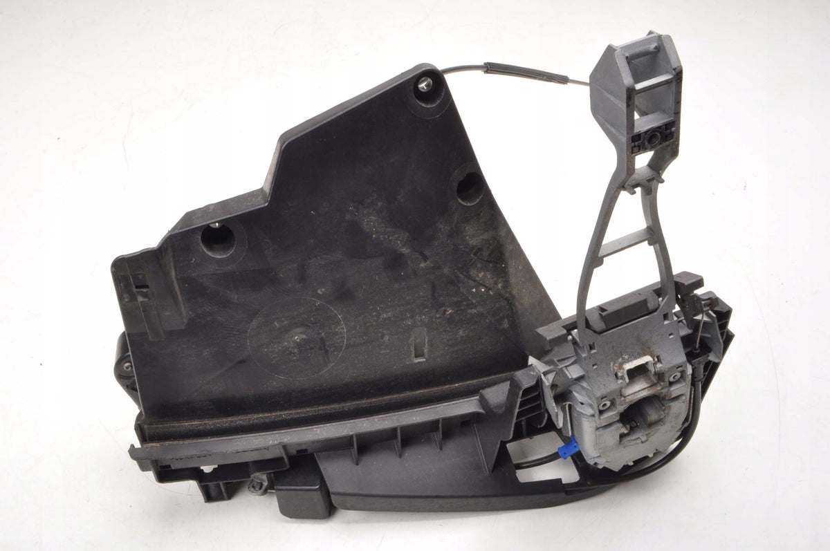 VOLVO C30 DOOR LOCK LEFT FRONT 30753658 EUROPE 10 PIN