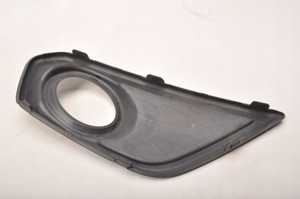 VOLVO C30 FRAME HALOGEN GRILLE BUMPER RIGHT 31323410