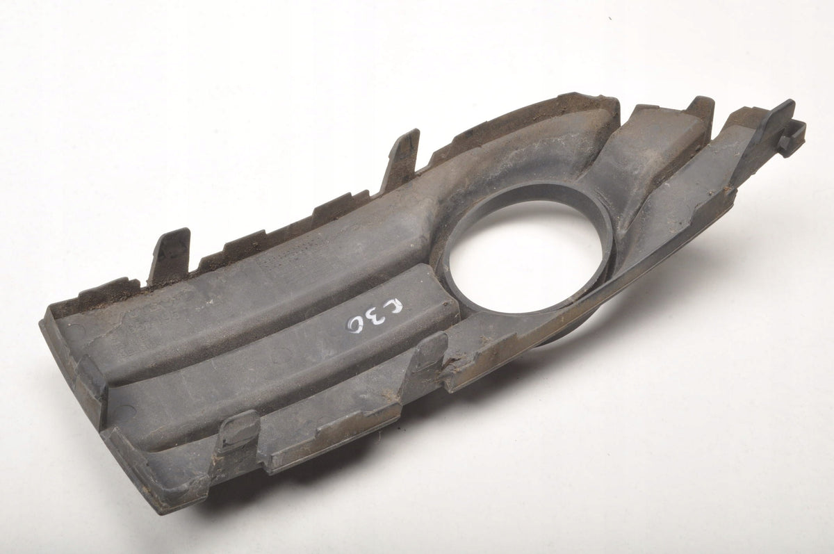 VOLVO C30 FRAME HALOGEN GRILLE LEFT 30657195