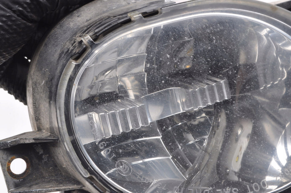 VOLVO C30 HALOGEN LEFT LIFT 31353109