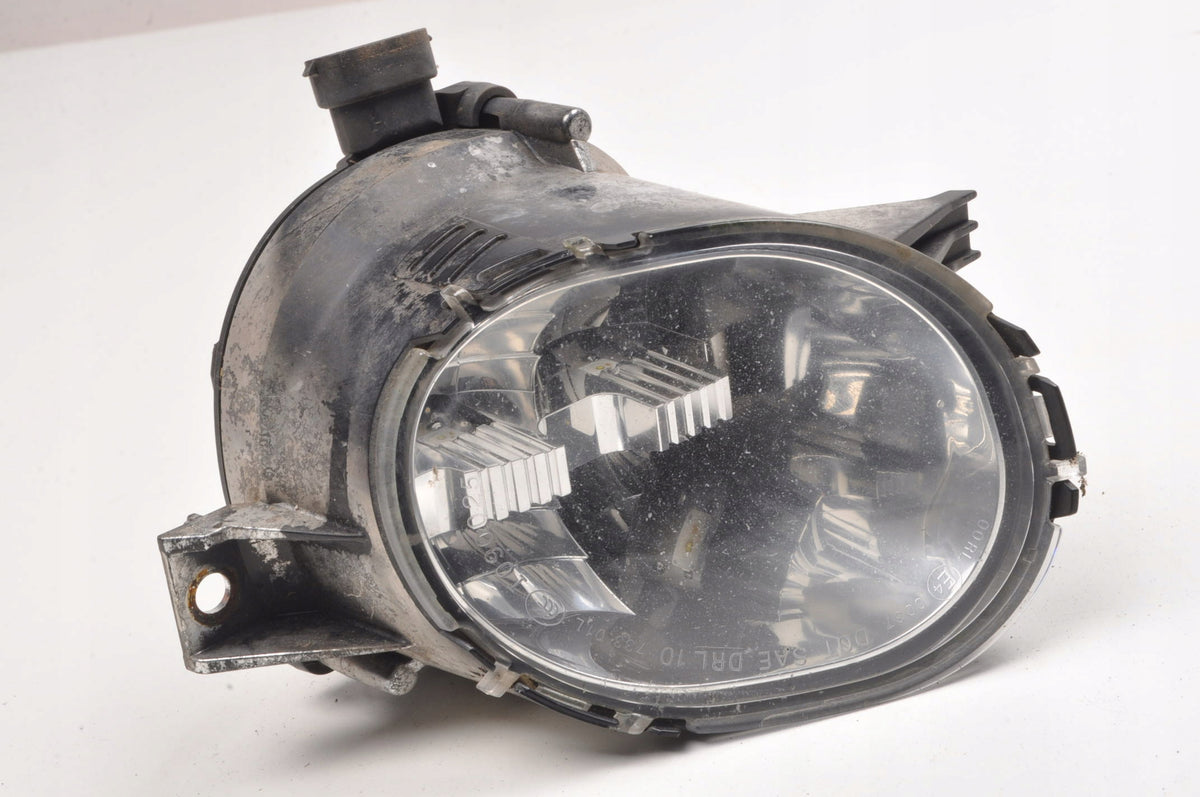 VOLVO C30 HALOGEN LEFT LIFT 31353109
