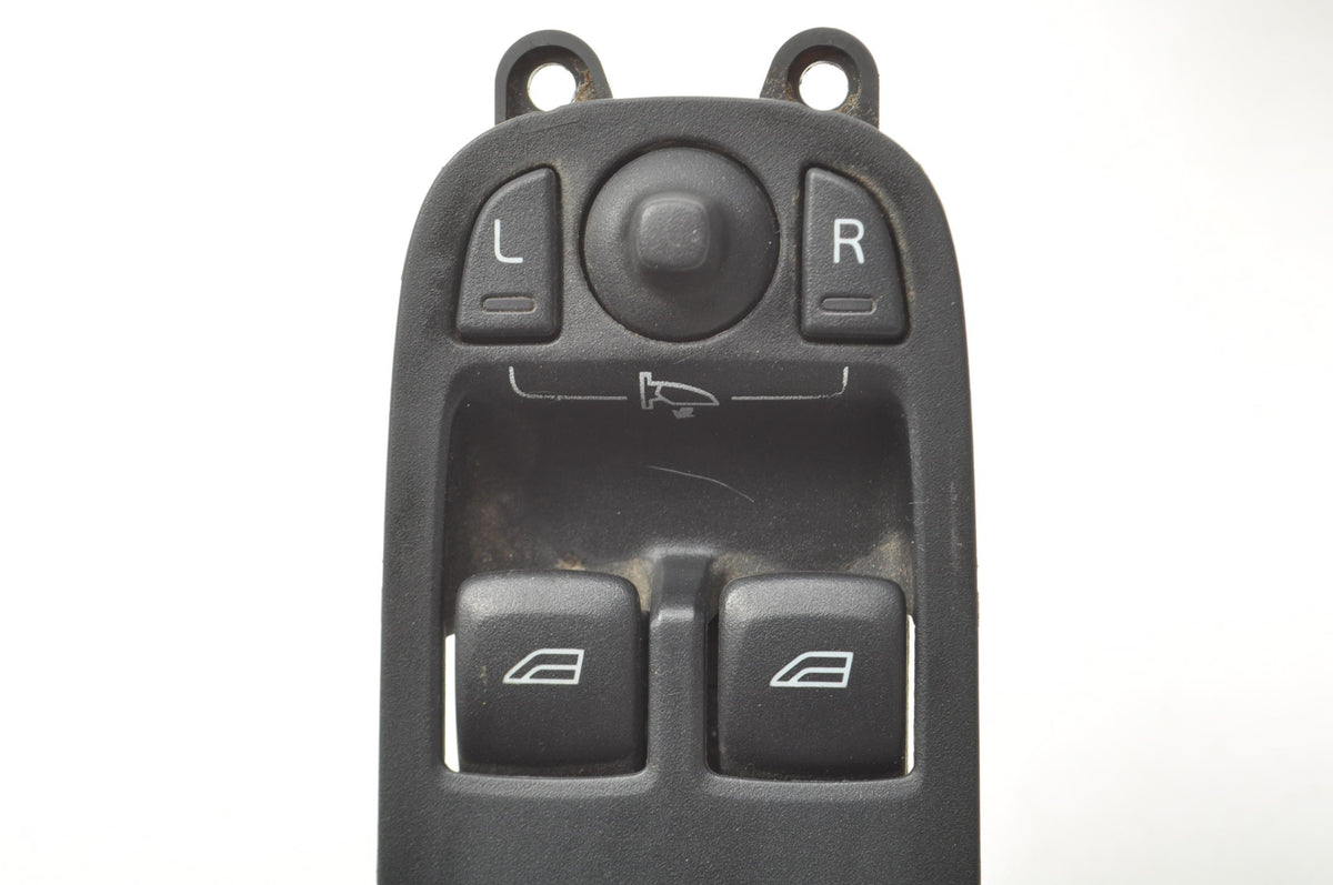 VOLVO C30 PANEL WINDOW LOWERING BUTTON 31343553