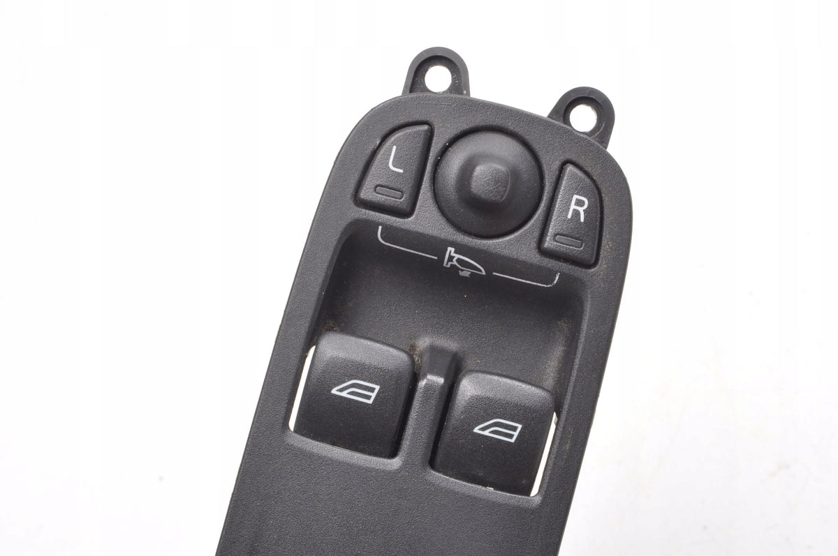 VOLVO C30 PANEL WINDOW SWITCH 31343553 LIFT