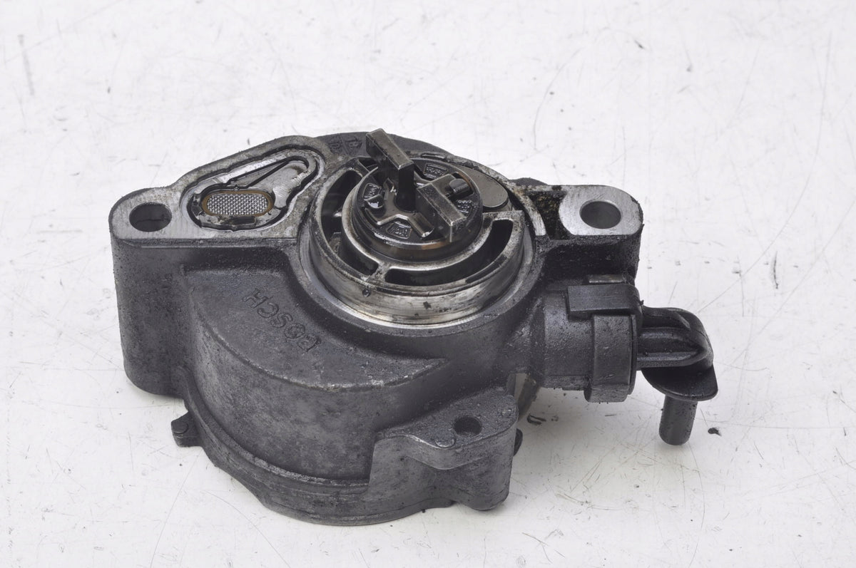 VOLVO C30 PUMP VACUM WAKUM VAKUM