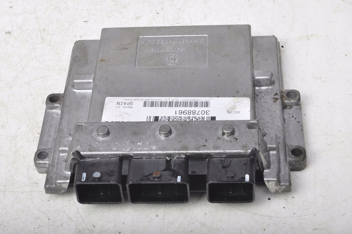 VOLVO C30 S40 2 II V50 2.0 16V COMPUTER ENGINE DRIVER 30788961