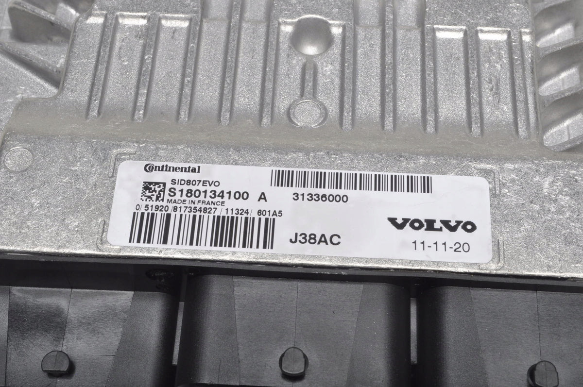 VOLVO C30 S40 C70 V50 1.6 8V D2 COMPUTER ENGINE DRIVER 31336000