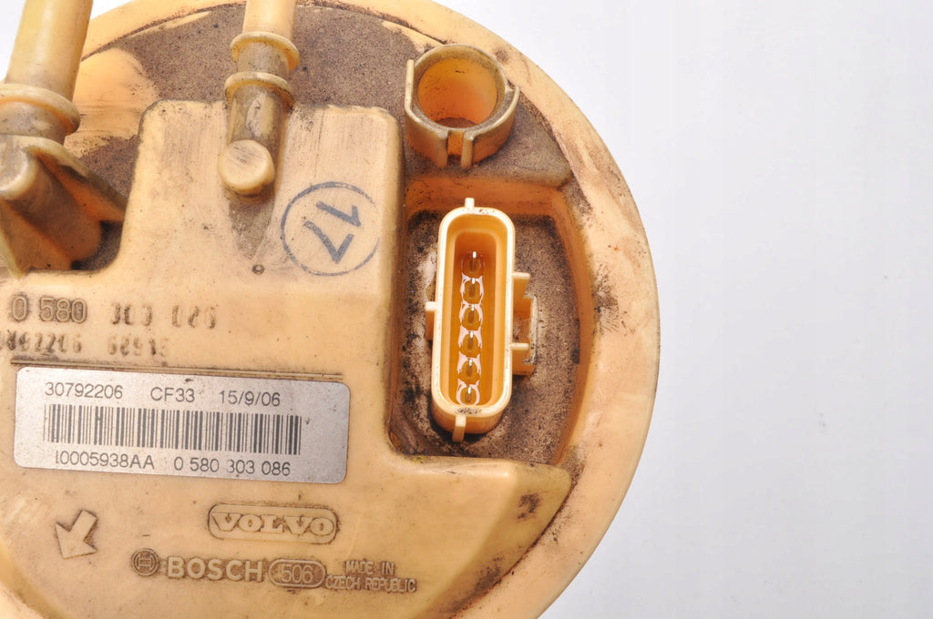 VOLVO C30 S40 C70 V50 2.4 D5 179KM FUEL PUMP 30792206