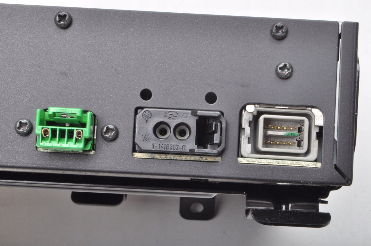VOLVO C30 S40 C70 V50 NAVIGATION PLATE READER 31337201