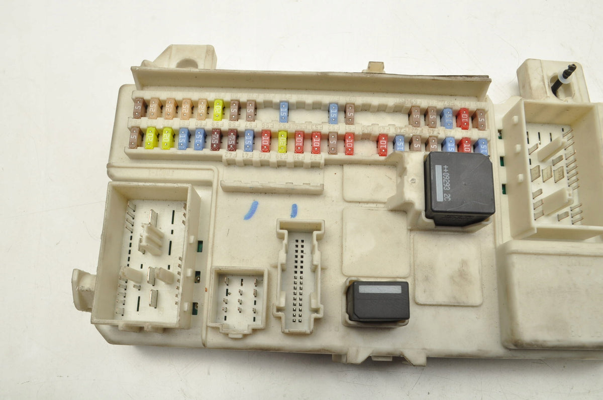 VOLVO C30 S40 II BOX MODULE BSI 2 KEYS 31254749