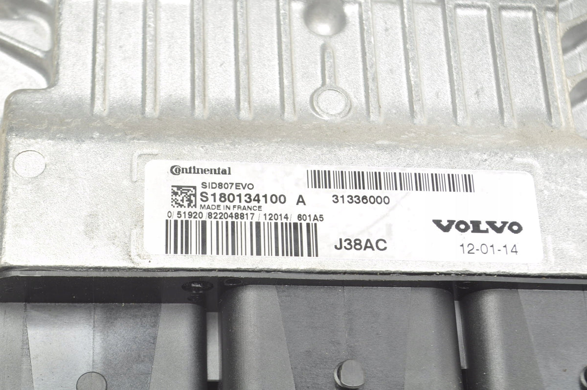 VOLVO C30 S40 II C70 V50 1.6 8V D2 COMPUTER ENGINE DRIVER 31336000