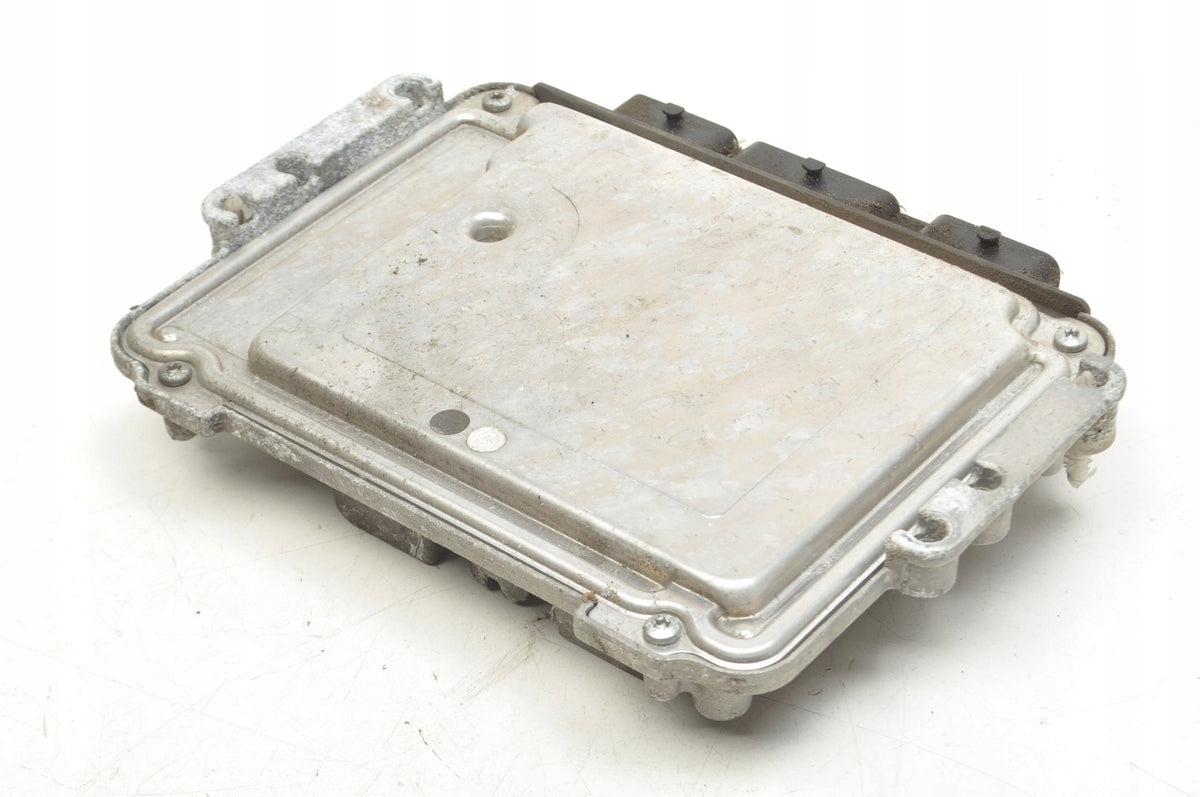 VOLVO C30 S40 II C70 V50 1.6 D 109KM COMPUTER ENGINE DRIVER 8692329
