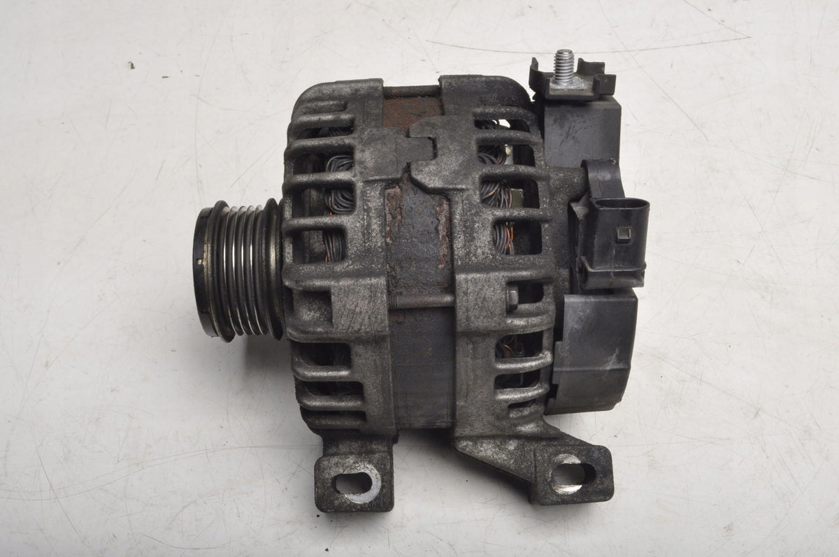 VOLVO C30 S40 II C70 V50 2.0 D3 150KM ALTERNATOR 31288879