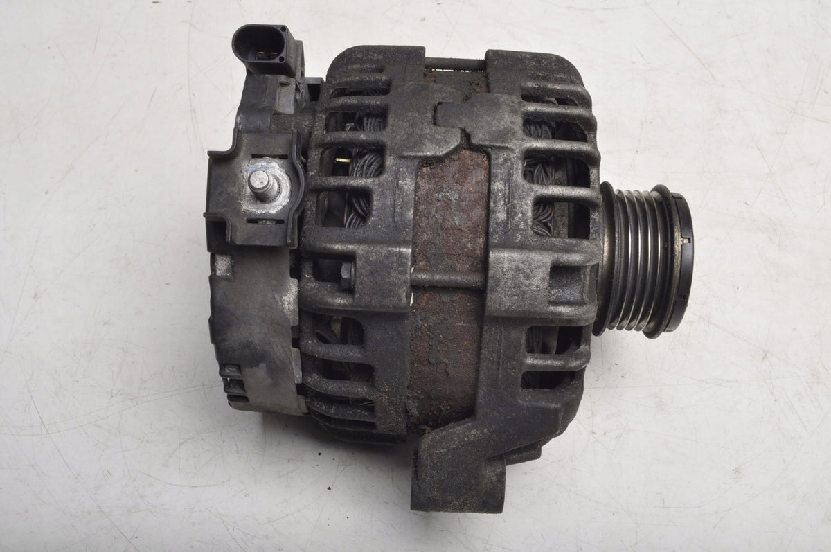 VOLVO C30 S40 II C70 V50 2.0 D3 150KM ALTERNATOR 31288879