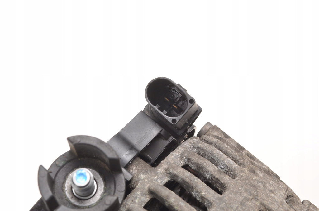 VOLVO C30 S40 II C70 V50 2.4 D5 179KM ALTERNATOR 30773111