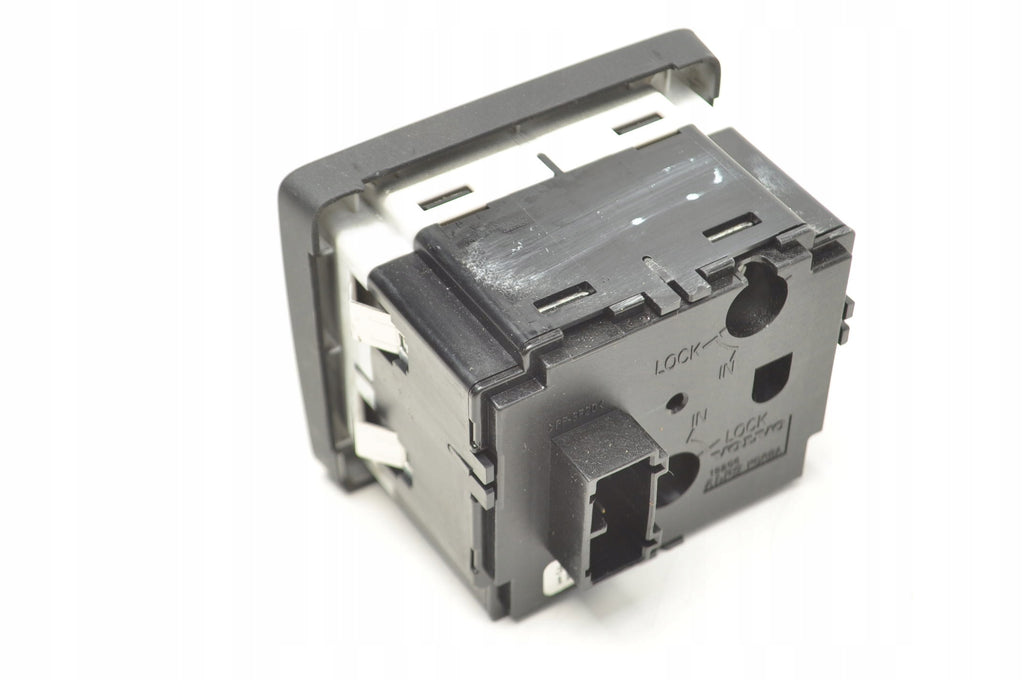 VOLVO C30 S40 II C70 V50 31318937 LIGHT SWITCH