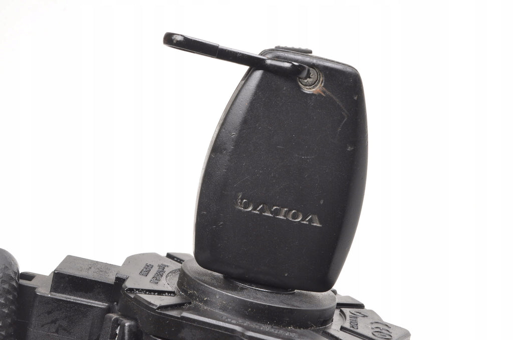 VOLVO C30 S40 II C70 V50 KEY IGNITION 30737155 31110091