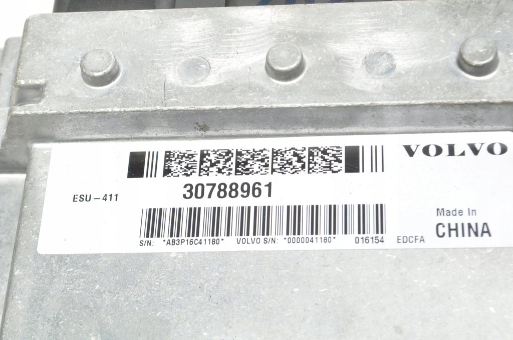 VOLVO C30 S40 II V50 C70 1.8 16V 125KM COMPUTER ENGINE DRIVER 30788961