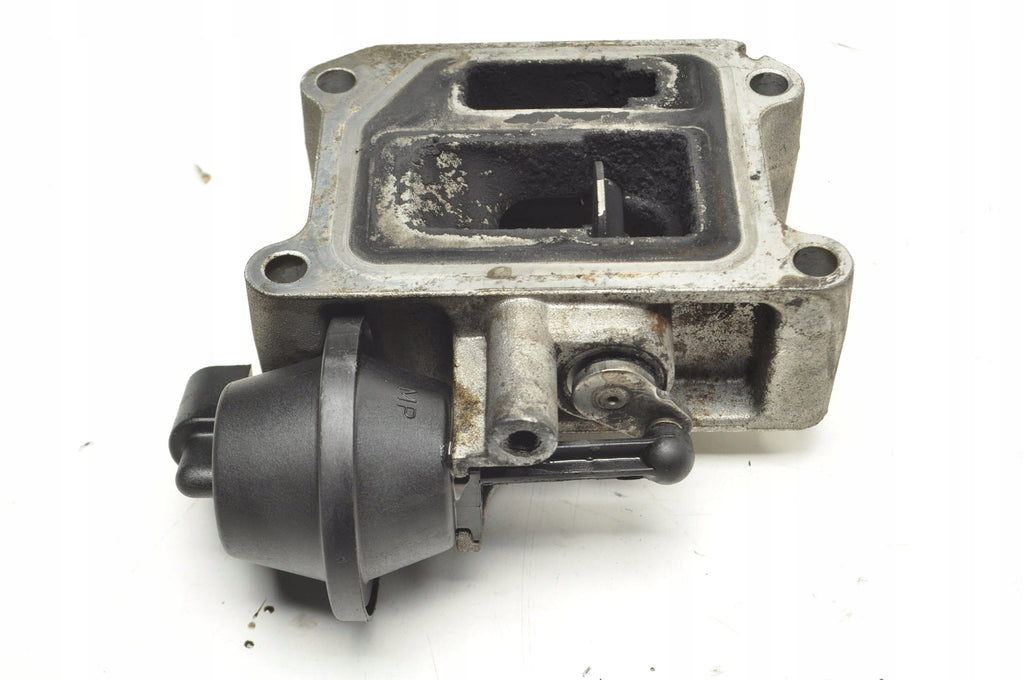 VOLVO C30 S40 II V50 C70 2.0 D3 VALVE EGR