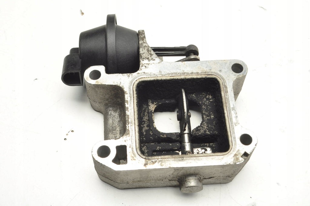 VOLVO C30 S40 II V50 C70 2.0 D3 VALVE EGR