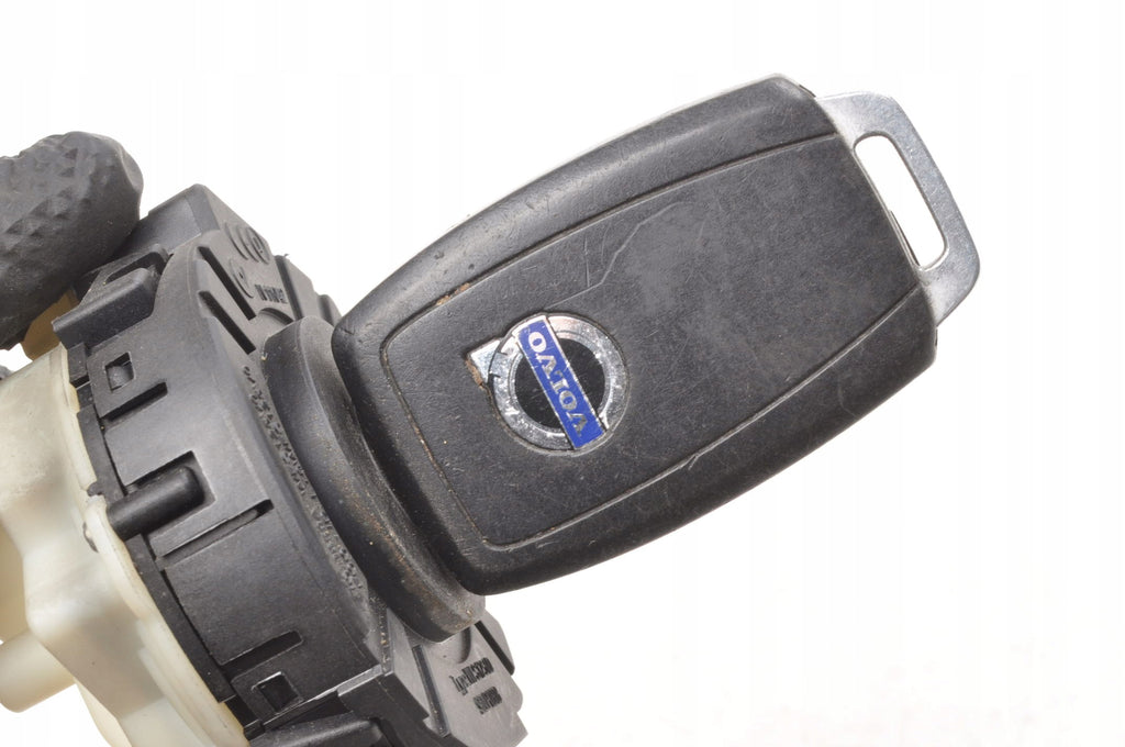 VOLVO C30 S40 II V50 C70 31300585 KEY IGNITION